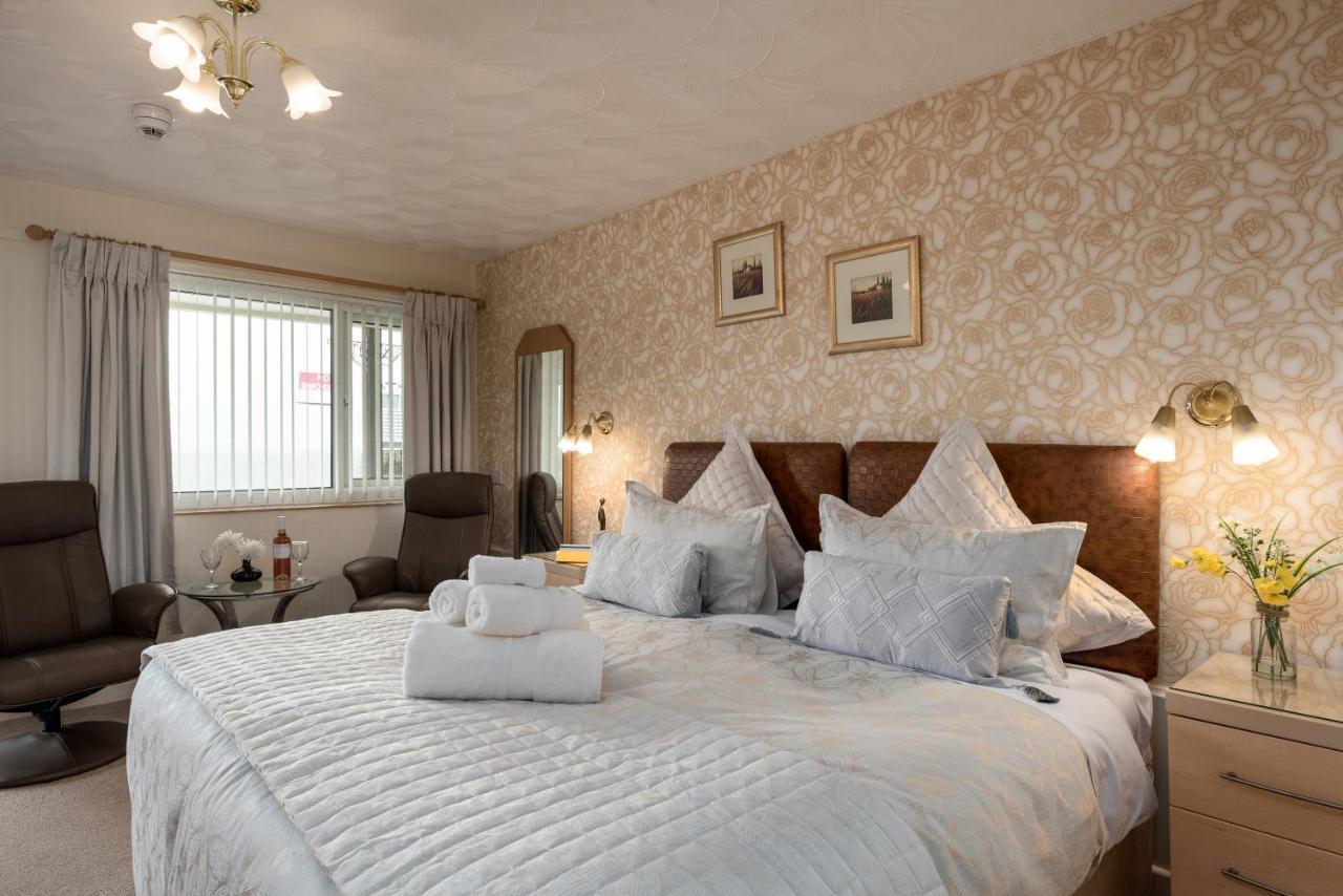 Estuary Lodge Motel B&B Talsarnau Экстерьер фото