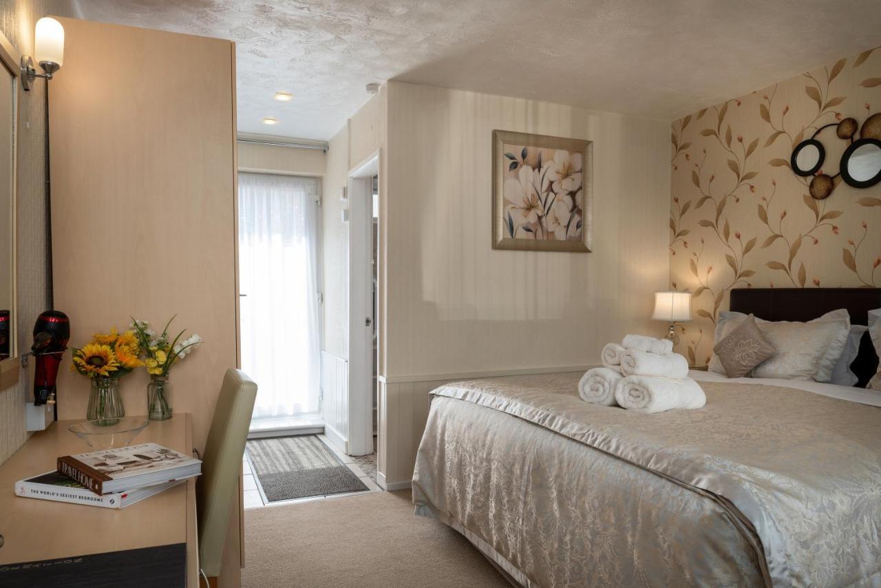 Estuary Lodge Motel B&B Talsarnau Экстерьер фото
