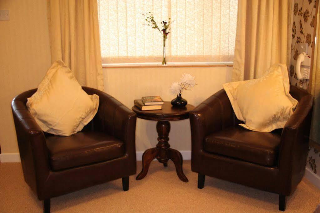 Estuary Lodge Motel B&B Talsarnau Экстерьер фото